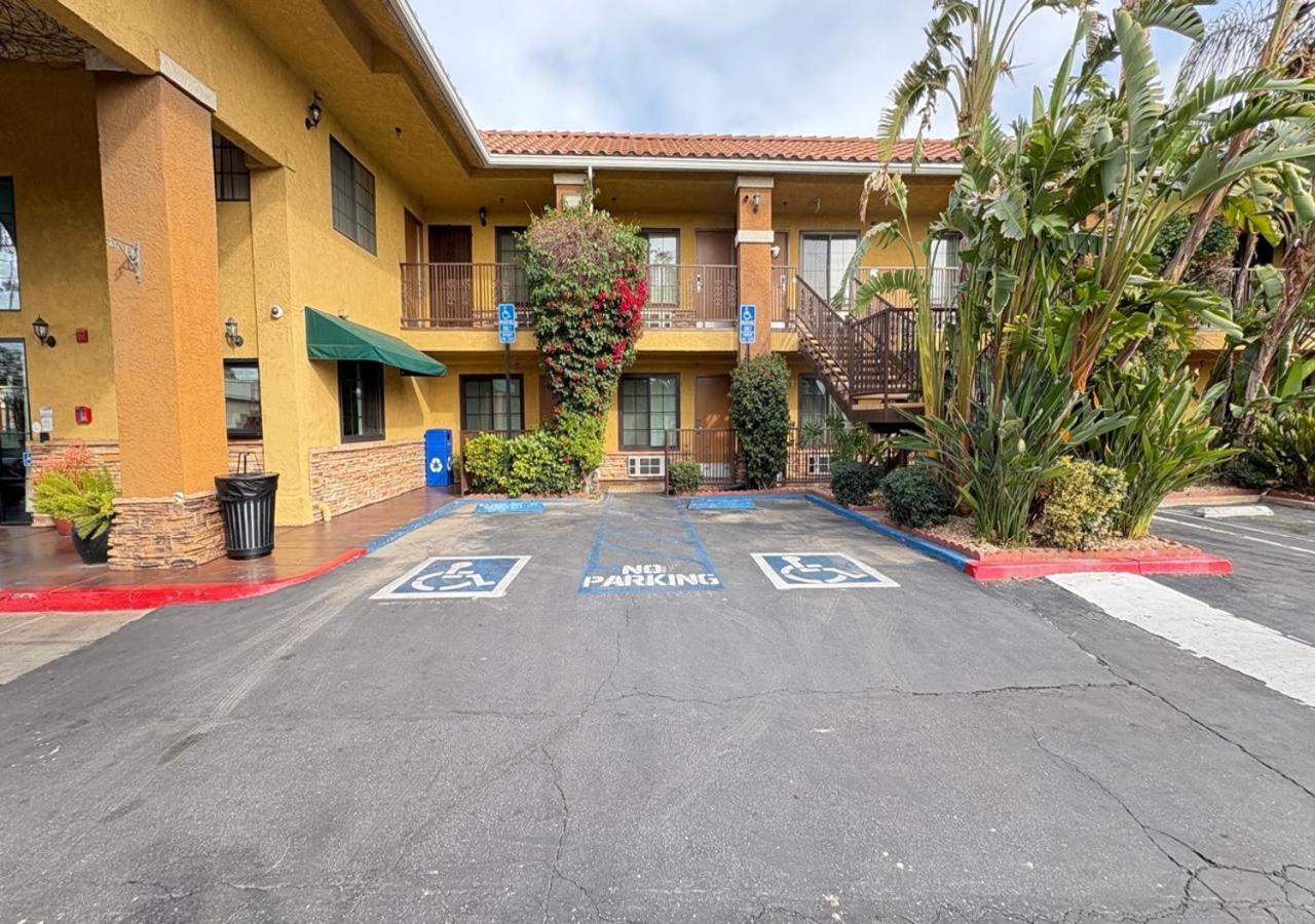 Quality Inn Hemet - San Jacinto Екстер'єр фото